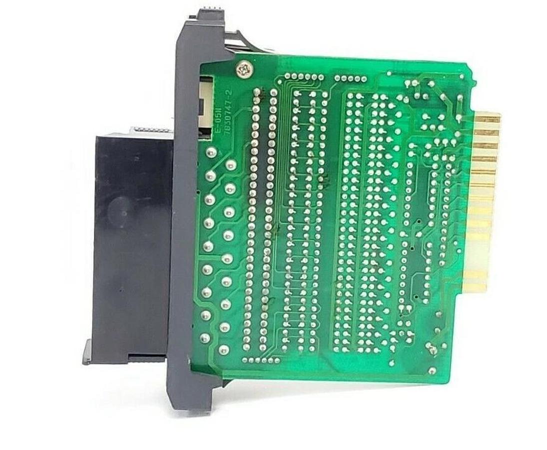 Used GE FANUC IC610MDL107B 24VDC SINK LOAD INPUT MODULE 16 CIRCUITS