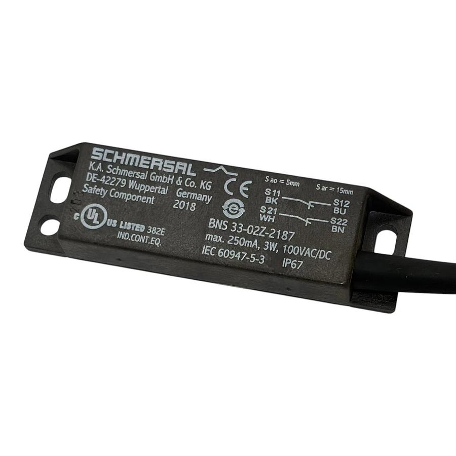 Schmersal BNS 33-02Z-2187 Non-Contact Magnetic Safety Switch 2NC New Surplus