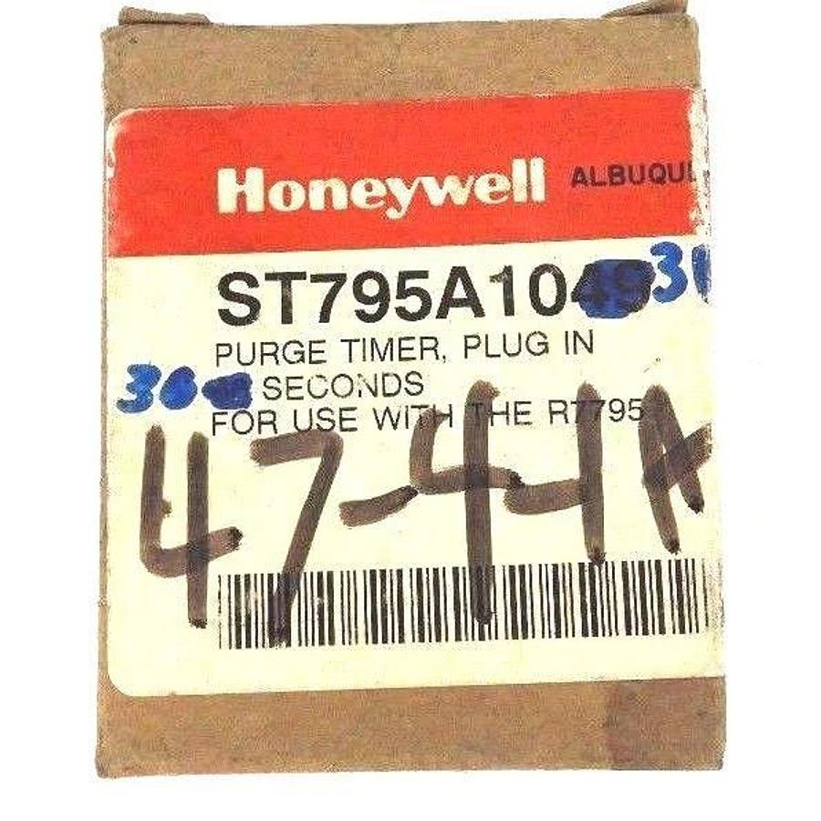 NEW HONEYWELL ST795A1031 PLUG-IN PURGE TIMER, 30 SECONDS