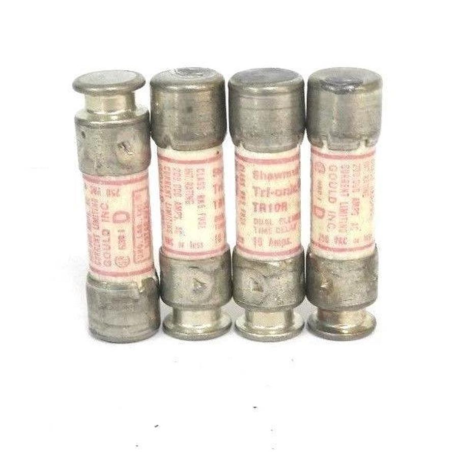 LOT OF 4 NEW FERRAZ SHAWMUT TR10R TRI-ONIC DUEL-ELEMENT FUSES 250V AC, 10A