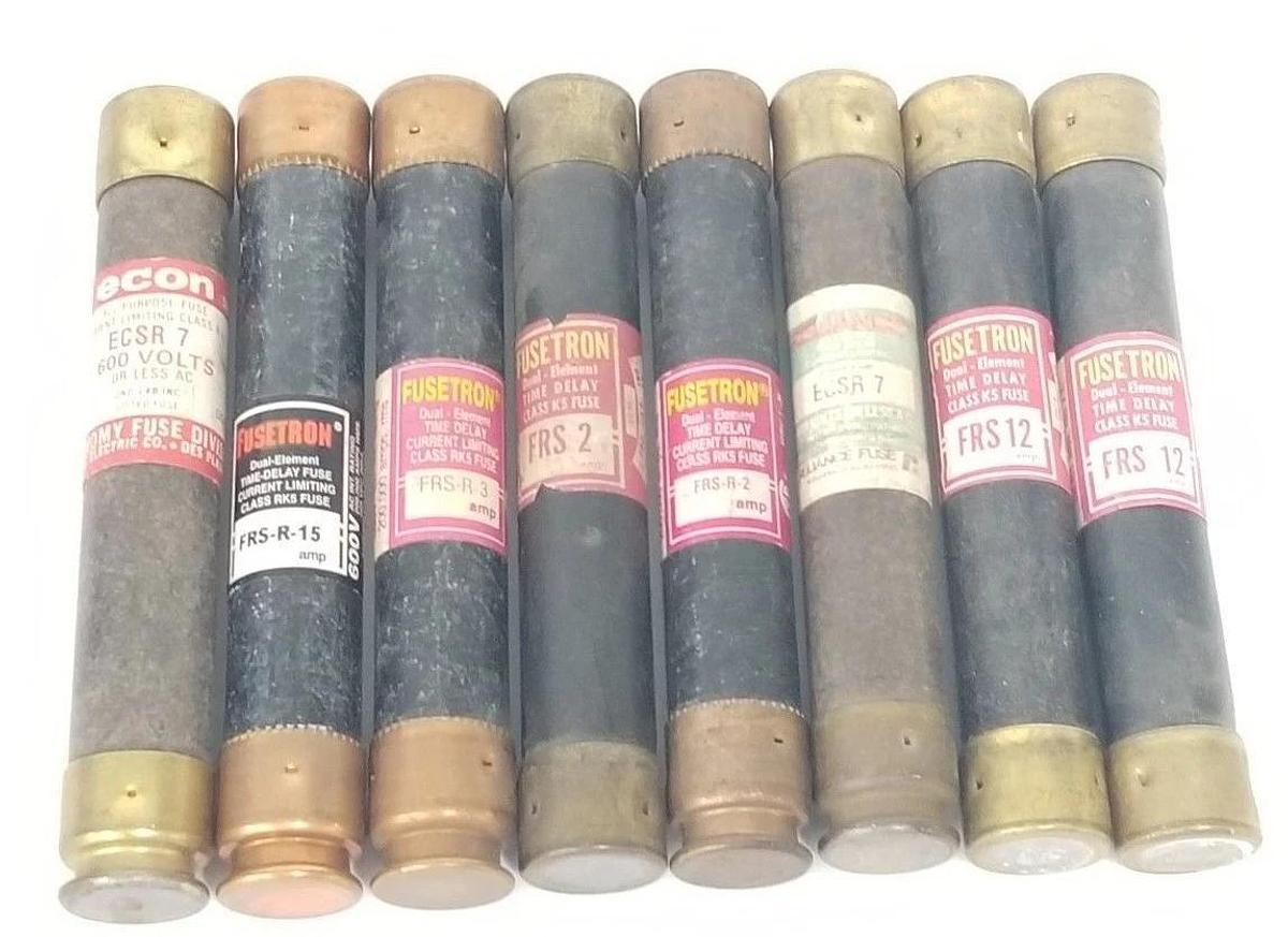 Used LOT OF 8 ASSORTED FUSES