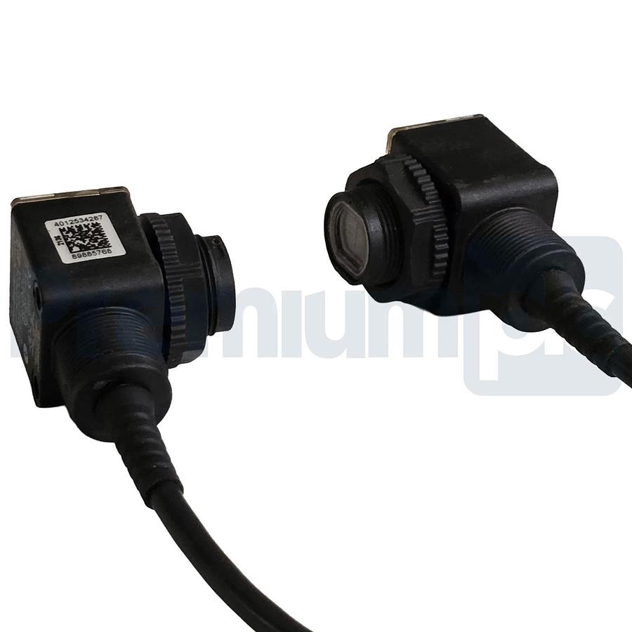 Used Allen-Bradley 42EF-R2MPB-F4 & 42EF-P2MPB-F4 /D RightSight Photoelectric Sensors