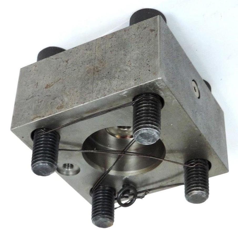 Used NEW OILGEAR COMPANY A09-NNNNNN-VU-A2 CYLINDER BLOCK L. NO. L722809-332