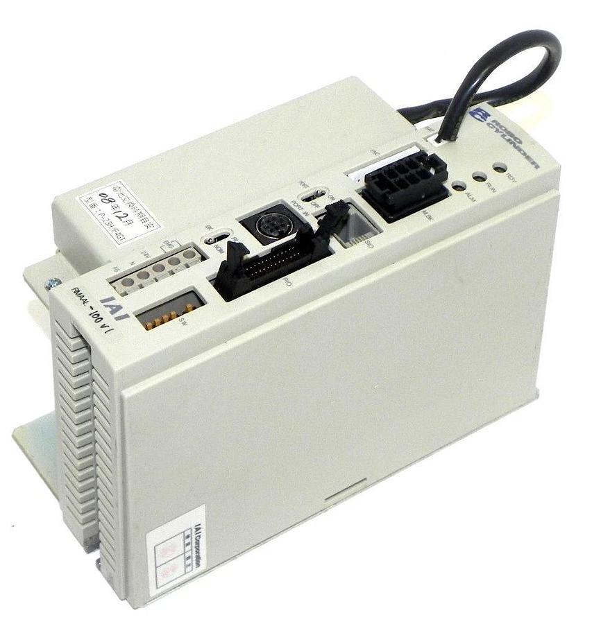 Used IAI ROBO CYLINDER RCP-C-RMA-A ACTUATOR CONTROLLER RMAAL-100 V1 W/ BATTERY PACK