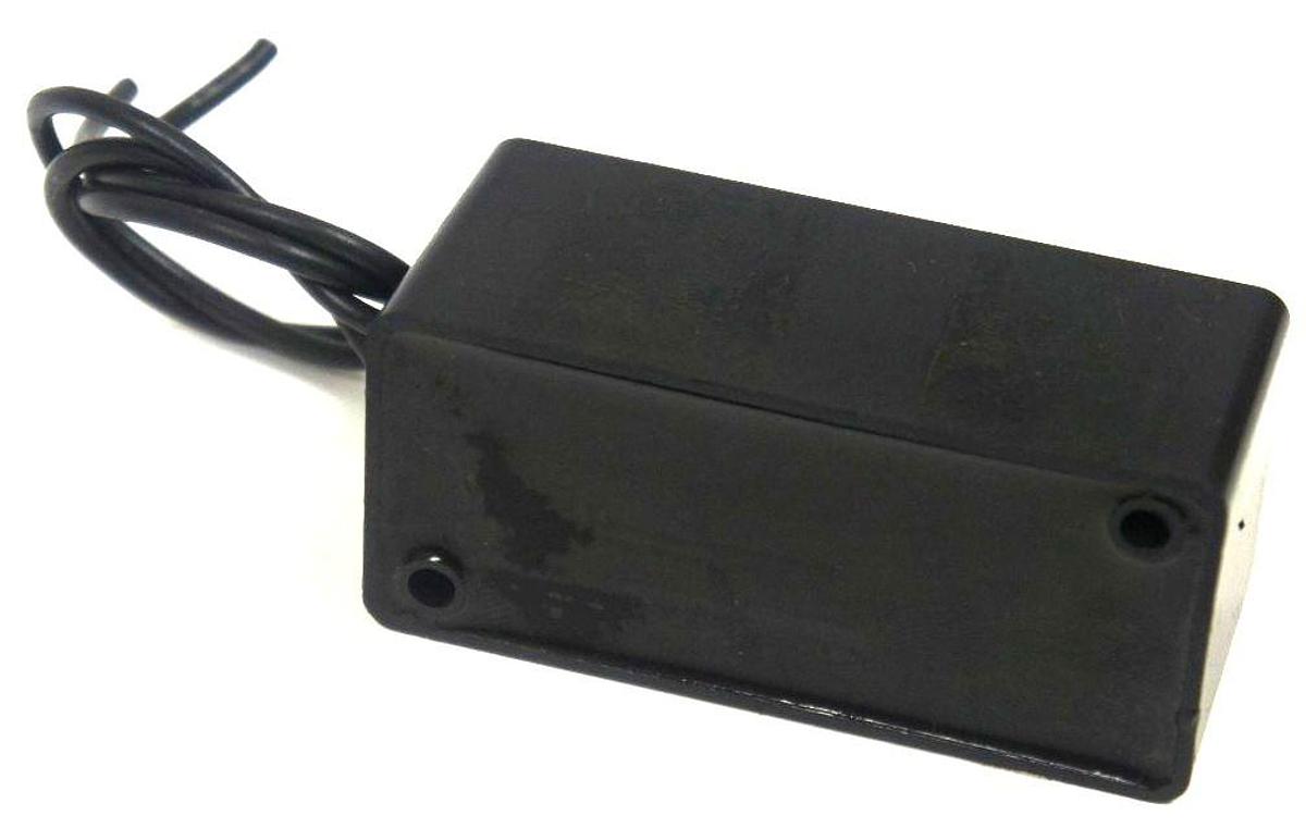Used ELECTROCUBE RG-1676-16 POWER CUBE .50 MFD, 1000 V, 220 OHMS, 10 WATT, RG167616