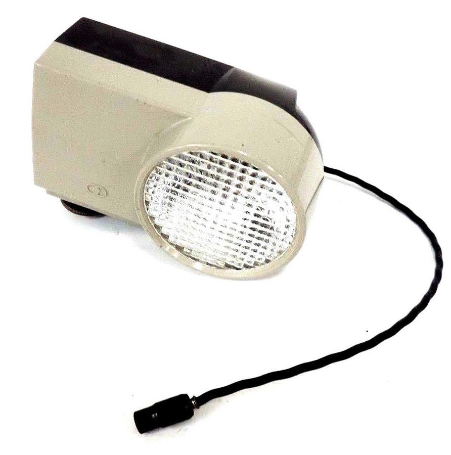 Used VINTAGE POLAROID MODEL 252 WINK-LIGHT FLASH