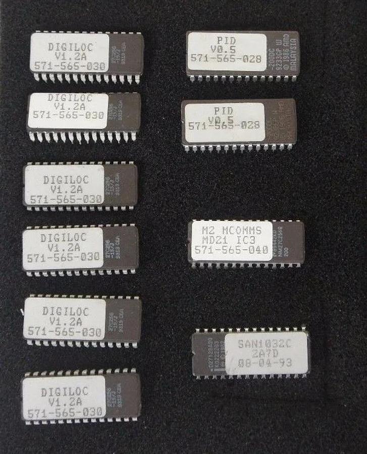 Used GENERIC EPROMS (6) V1.2A 571-565-030 (2) V0.5 571-565-028, 571-565-040, 080493