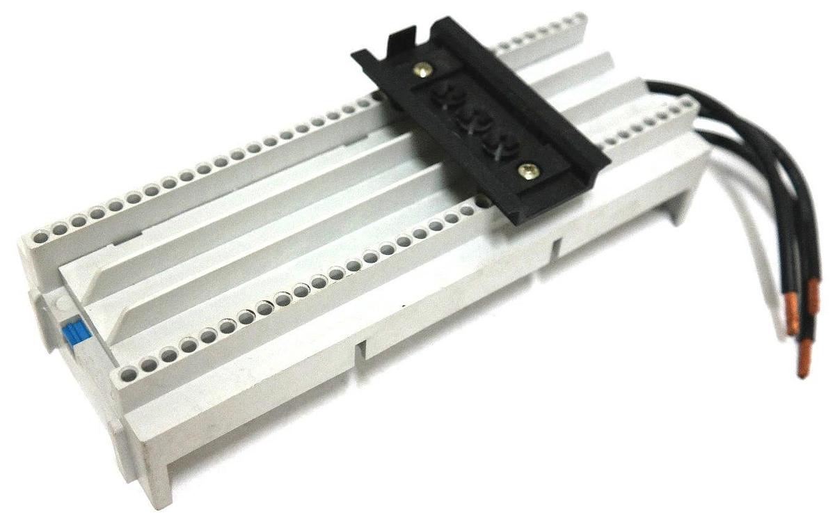 Used SIEMENS 8US1 011-5NE00 BUSBAR ADAPTER 8US1011-5NE00