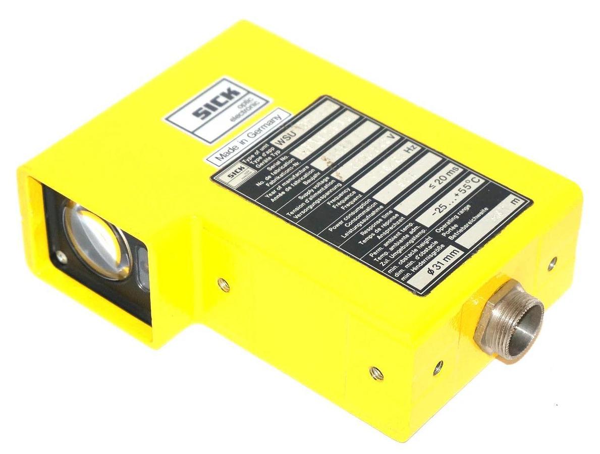 Used SICK WSU-26-110 PHOTOELECTRIC SENDER 220/240V 18/62HZ 5VAWSU26110