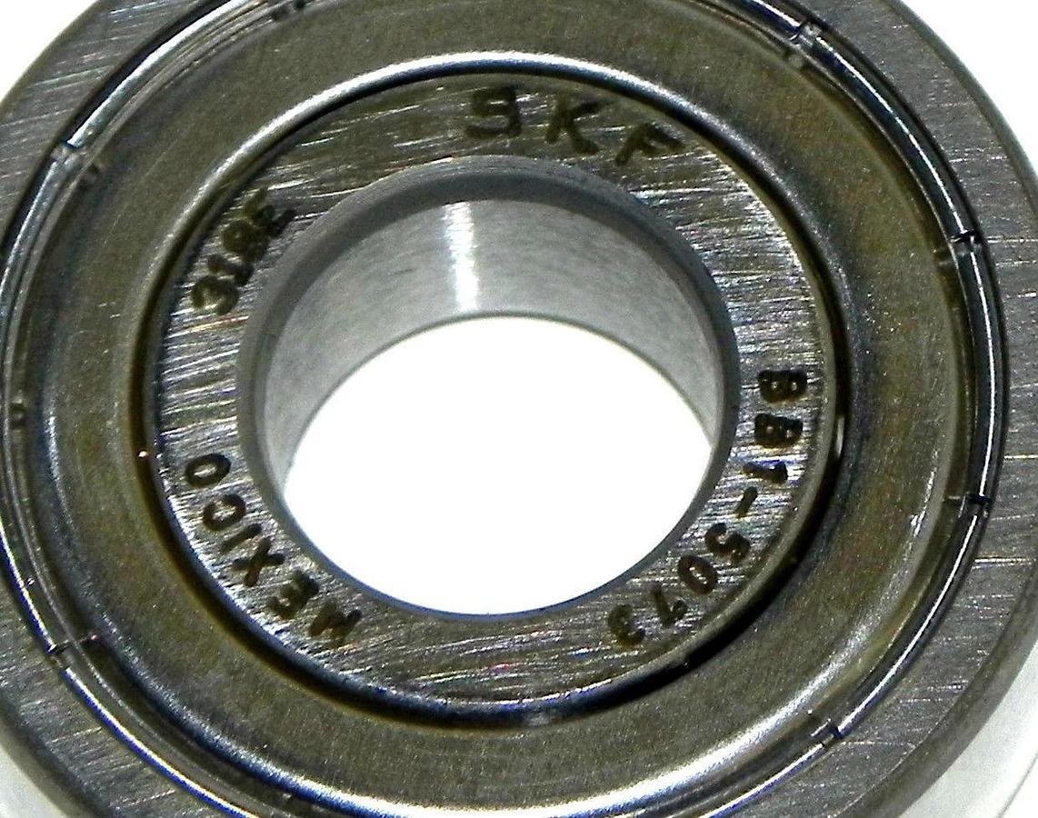 LOT OF 4 SKF BB1-5073 BEARINGS BB15073