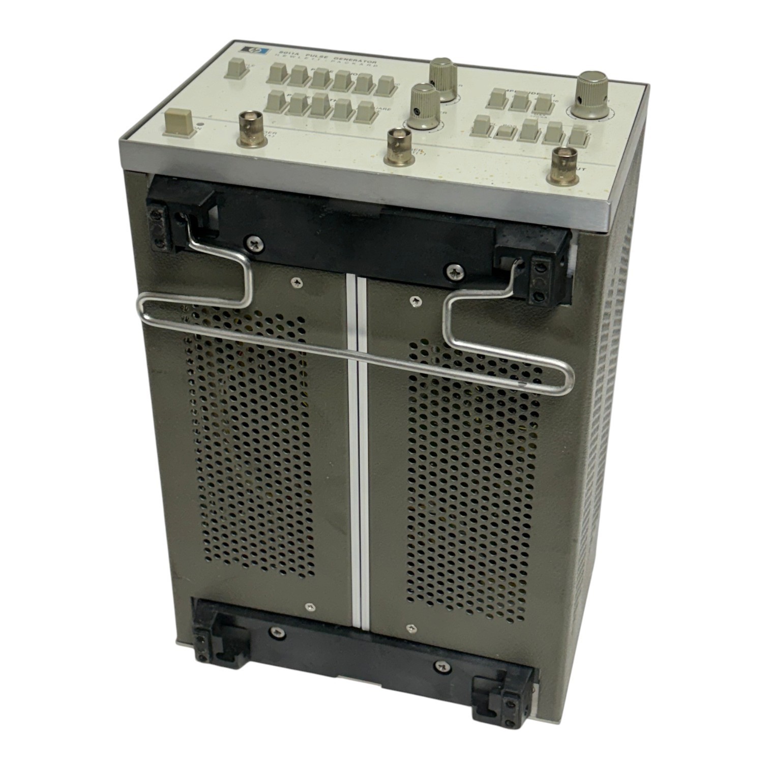 Used HP 8011A Pulse Generator Hewlett Packard Vintage Test Equipment 2111A16039