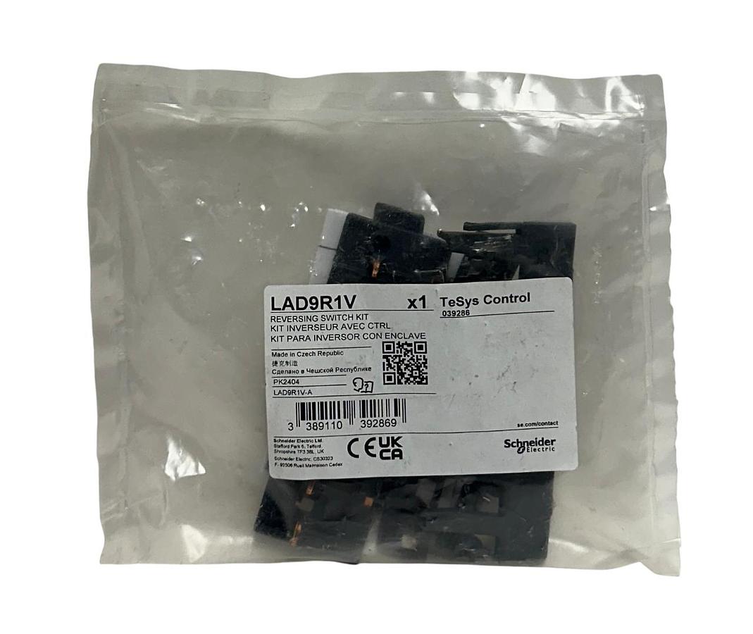 SCHNEIDER ELECTRIC LAD9R1V TeSys CONTROL REVERSING SWITCH KIT 3-POLE OEM NSFS