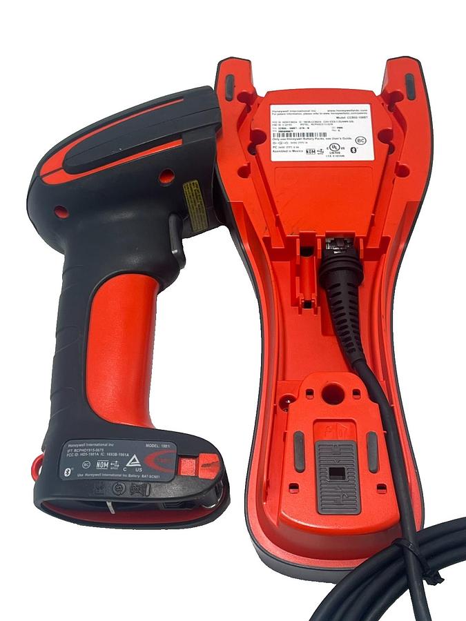 Used HONEYWELL 1981iFR-3 2D Barcode Scanner w/ CCB05-100BT-07N-N Base & USB Cable