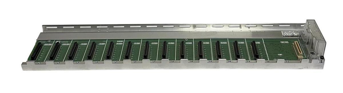 Used 6 MITSUBISHI Q312B MELSEC-Q 12 I/O SLOT / 1 CPU SLOT / 1 POWER SLOT 5VDC USNP
