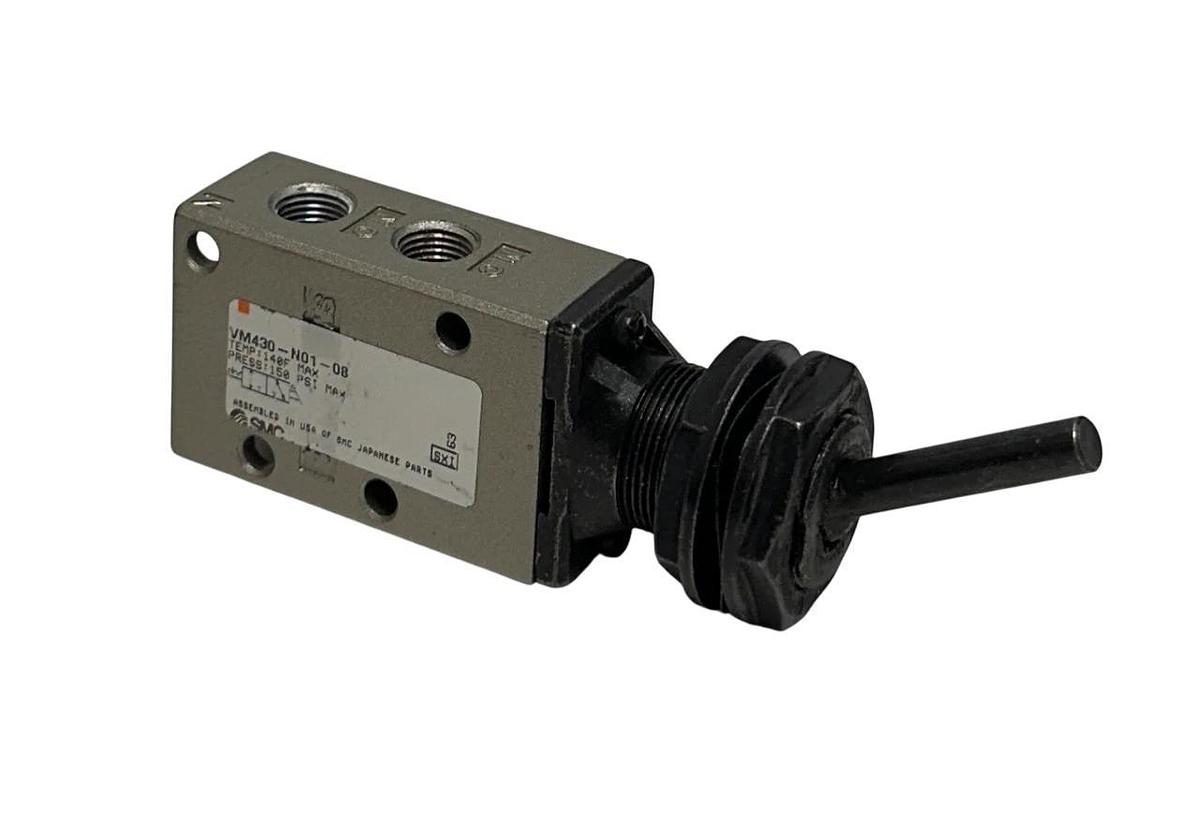 Used SMC VM430-N01-08 / VM430N0108 MECHANICAL POPPET VALVE VM SERIES TOGGLE USNP