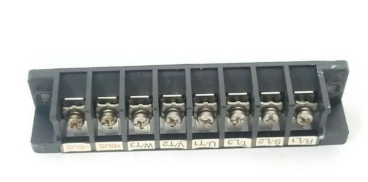 Used GENERIC YP-0467 SINGLE ROW TERMINAL BLOCK 8 POS. YP0467