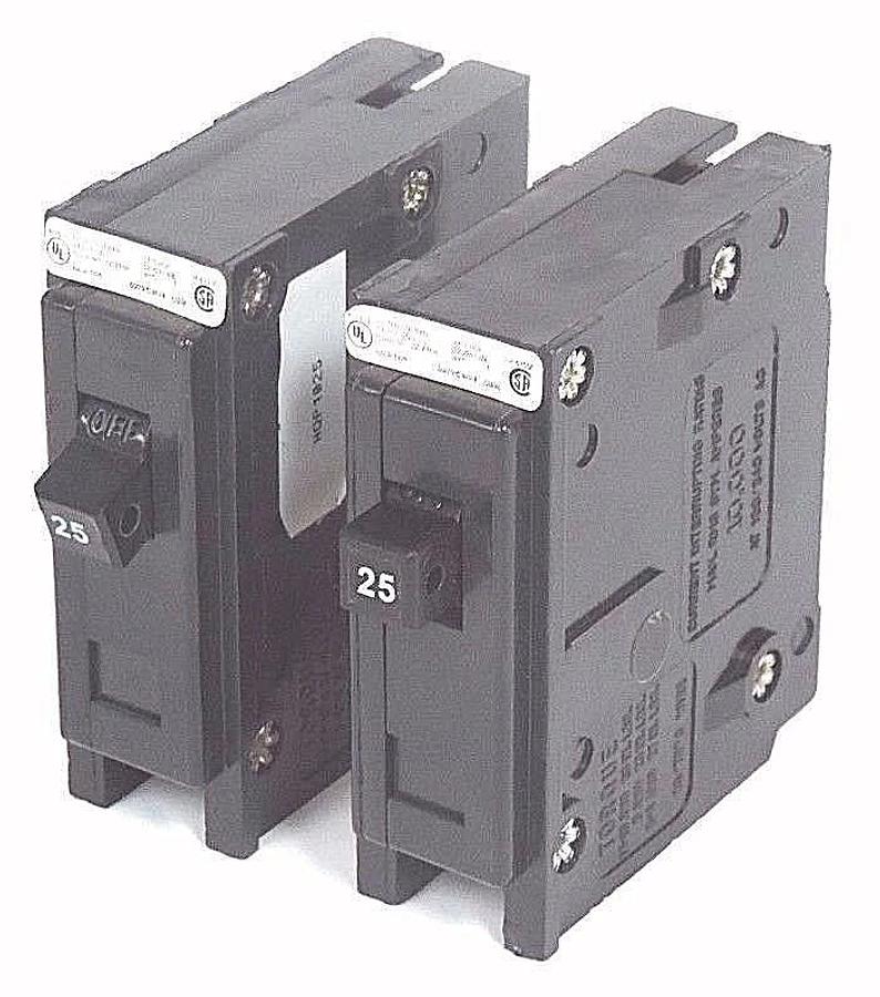 LOT OF 2 CUTLER-HAMMER HQP1025 CIRCUIT BREAKERS 25A, 1P