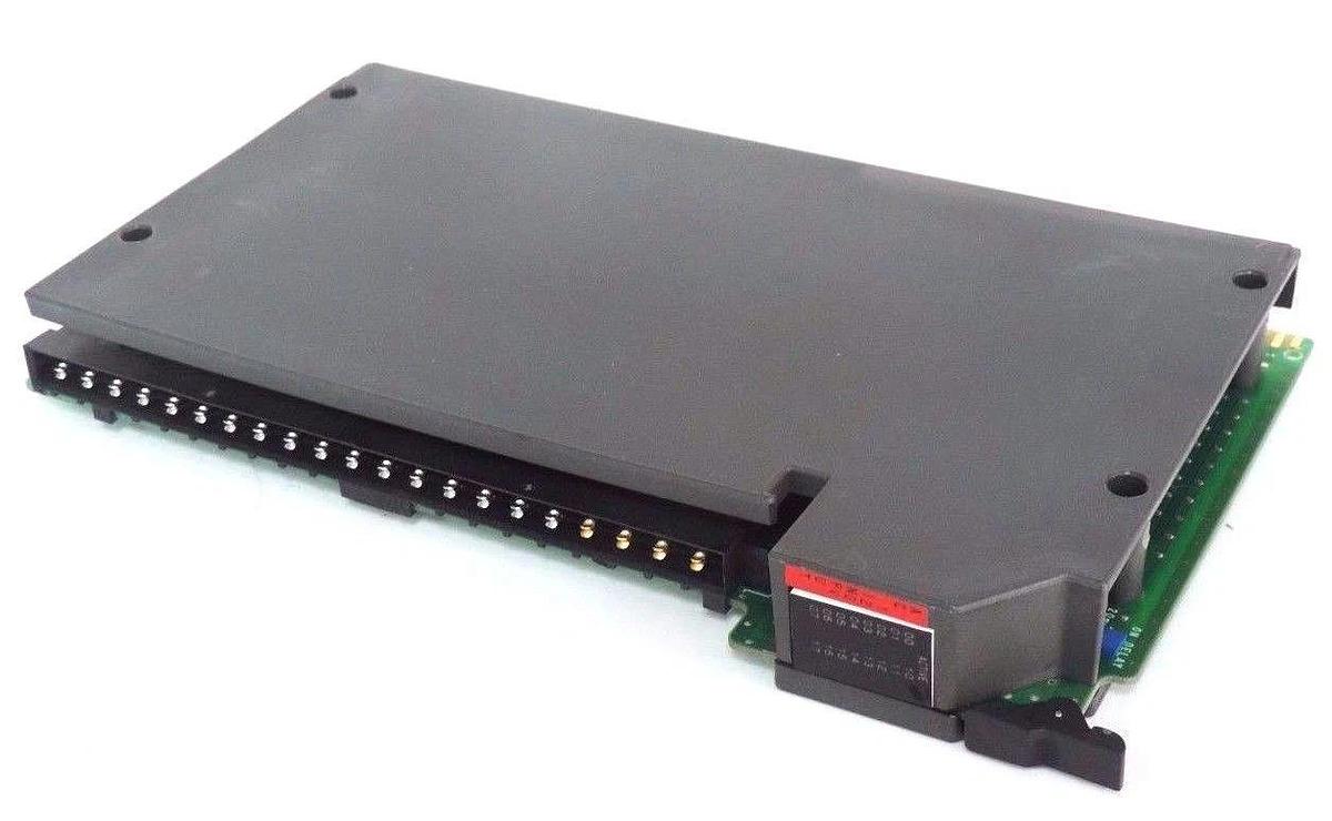 Used ALLEN BRADLEY 1771-IAD/D 120V AC/DC INPUT MODULE P/N: 96220672 A01, REV. D01