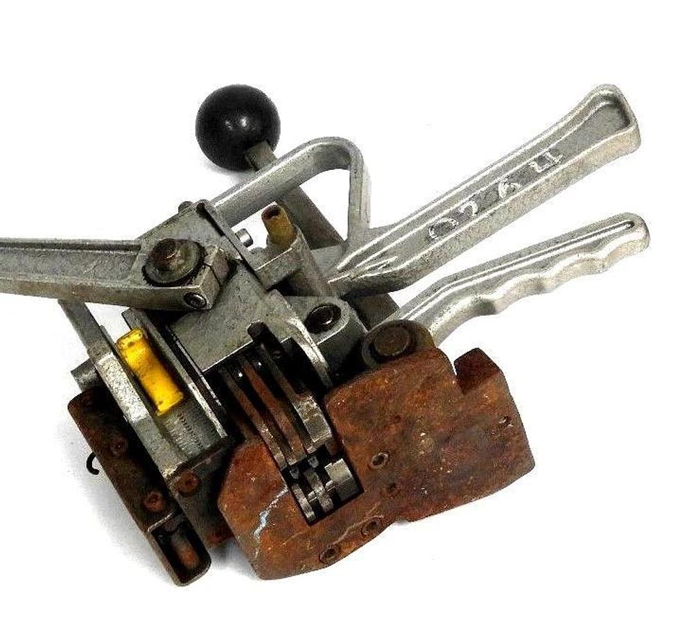 Used BRAINARD MODEL 6SOM34 STRAPPING TENSIONER ASSEMBLY