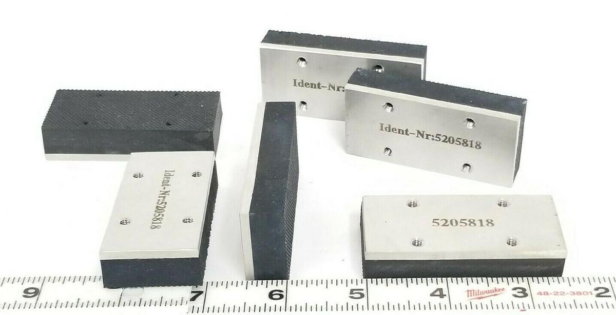 Used LOT OF 6 NEW REIS ROBOTICS USA 5205818 RUBBER CHEEKS SKR 17217-122E