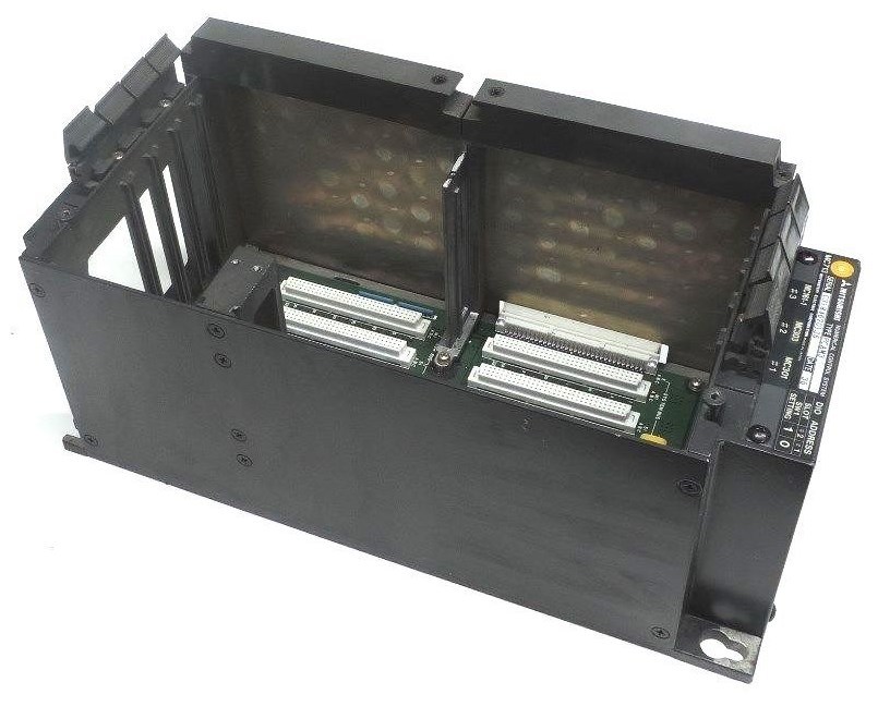 Used MITSUBISHI FCA-M3 RACK 4SLOT FOR NUMERICAL CONTROL SYSTEM TYPE: FCAM3