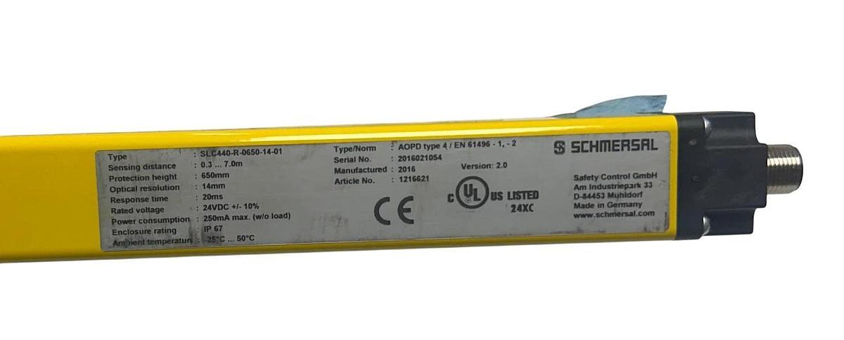 SCHMERSAL SLC440-R-0650-14-01 / SLC440R06501401 SAFETY LIGHT CURTAIN 24VDC NSNP