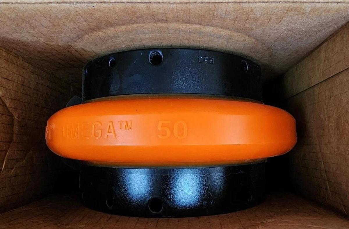 NIB REXNORD 10287339 OMEGA E SERIES COUPLING