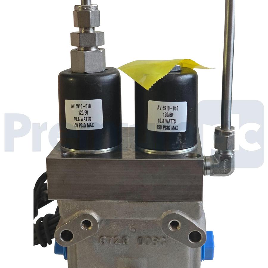 Used Automatic Valve AVCO B7122-145 Solenoid Valve 150PSIG w/2x 6910-010 Coils NSMP