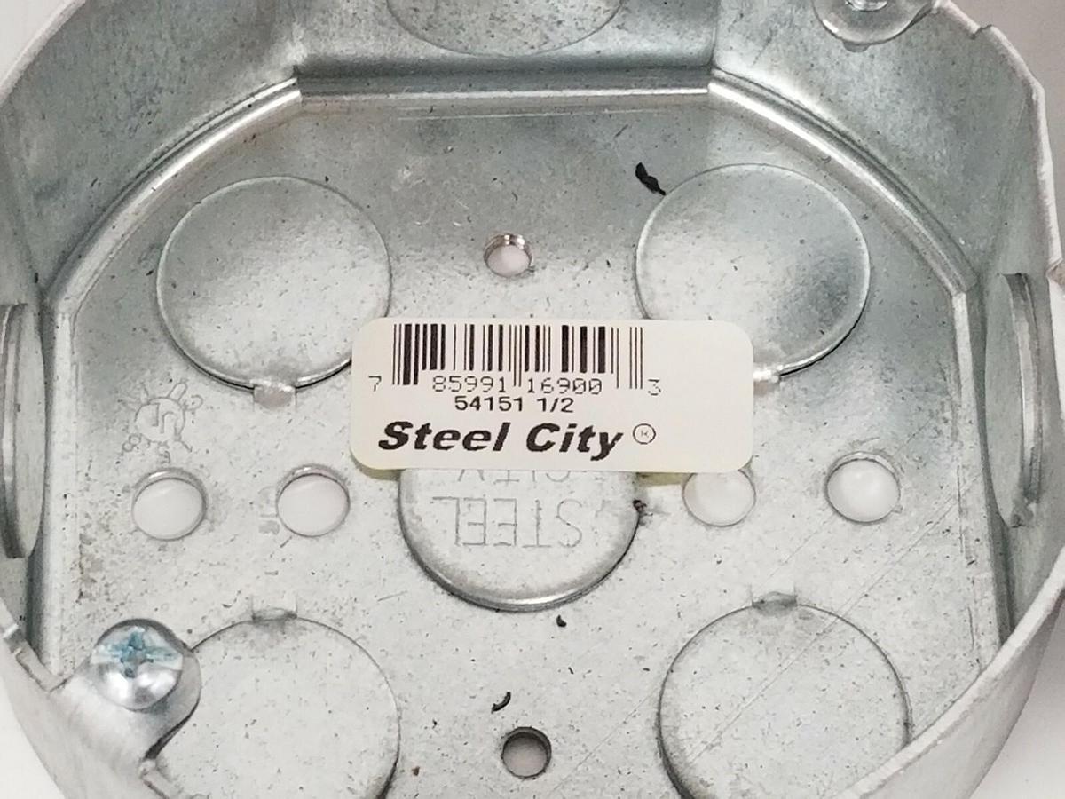Used LOT OF 5 NEW STEEL CITY 54151 1/2" STEEL OCTAGON BOXES