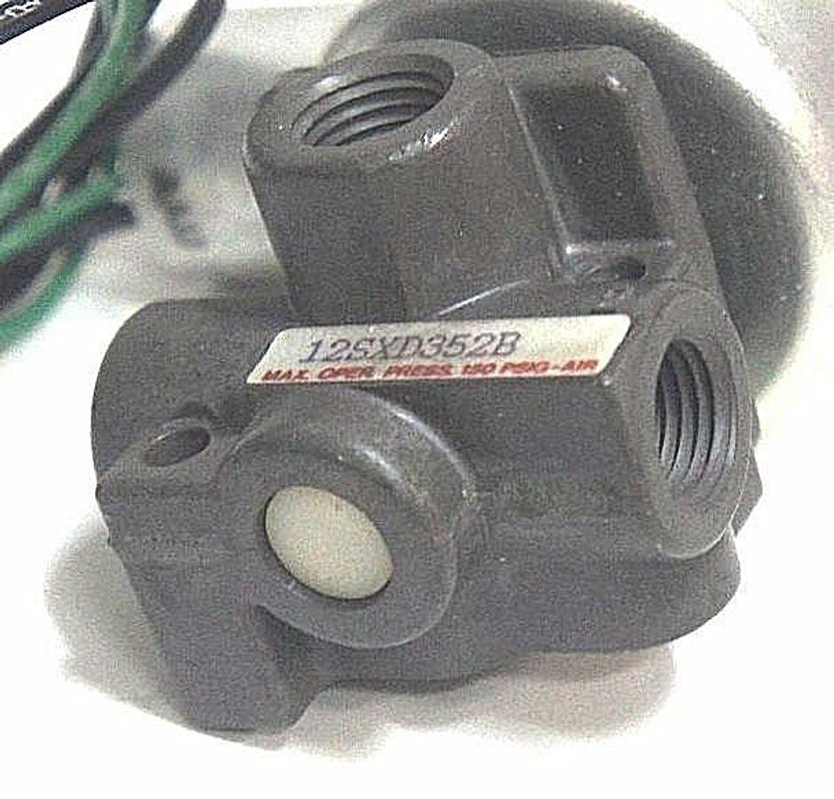 Used NEW NUMATICS 226-401B SOLENOID VALVE WITH 12SXD352B CONTROL VALVE 226401B