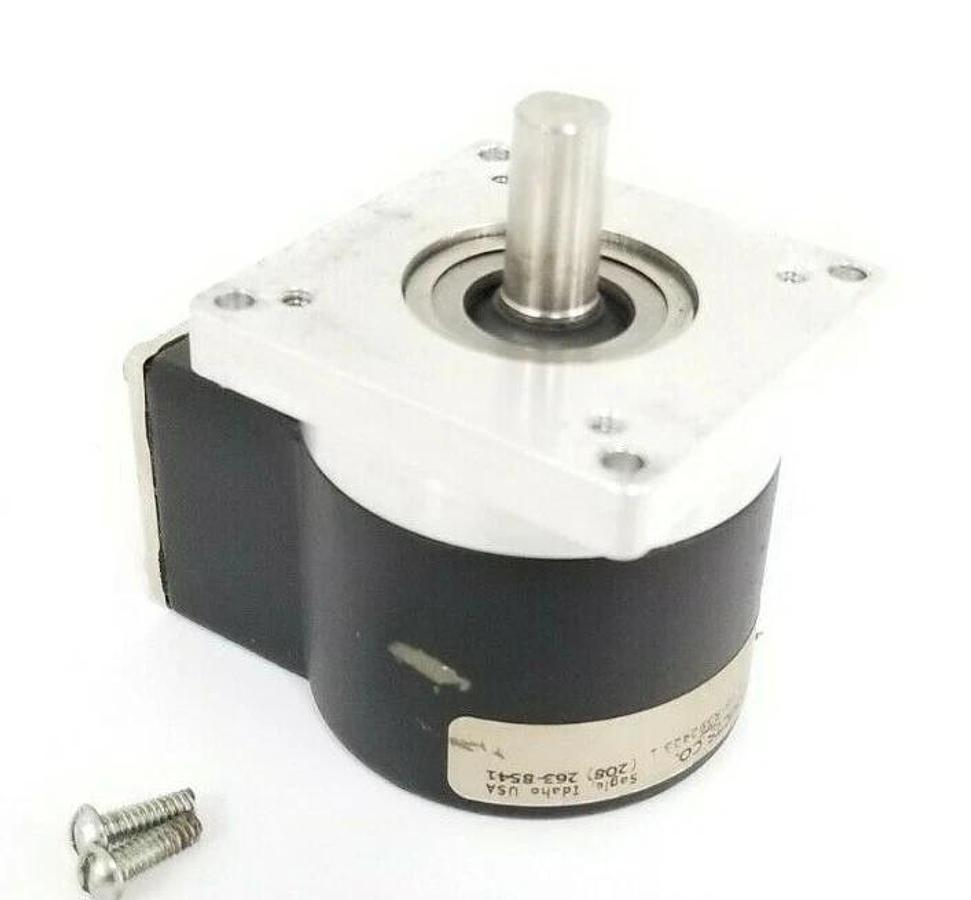 Used ENCODER PRODUCTS CO. 702-20-S-0100-Q-PP-1-F-1-SJ-N-N ACCU-CODER ENCODER 5-28VDC