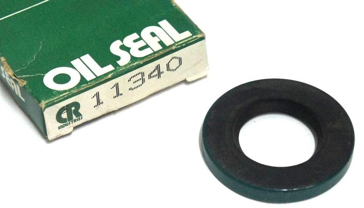 Used NIB CHICAGO RAWHIDE 11340 OIL SEAL