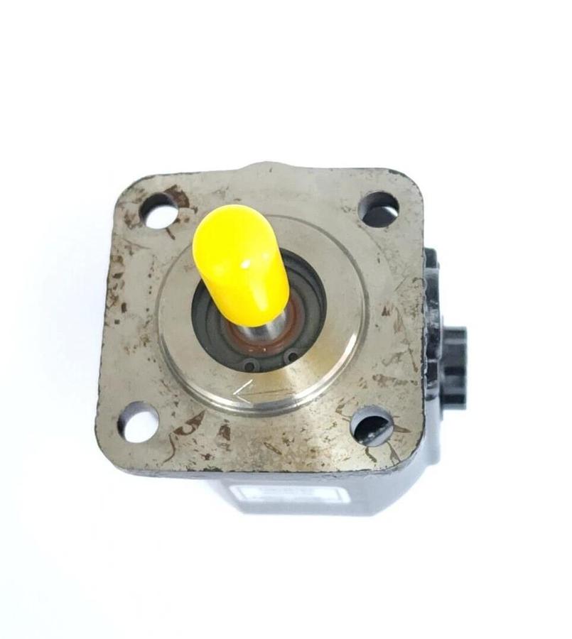NEW CONCENTRIC ROCKFORD INC. 020318 1321082 HYDRAULIC GEAR PUMP G1236A3A100N00