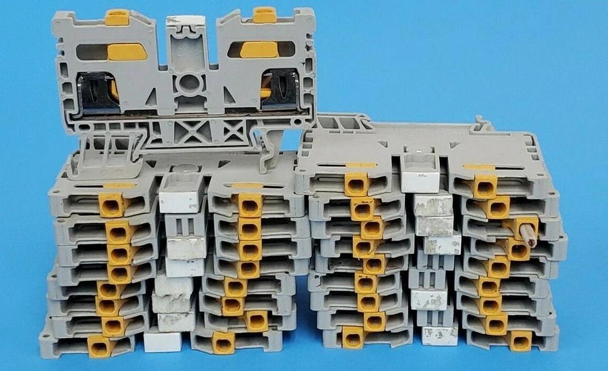 Used LOT OF 18 ALLEN BRADLEY 1492-K3 TERMINAL BLOCKS 1492K3