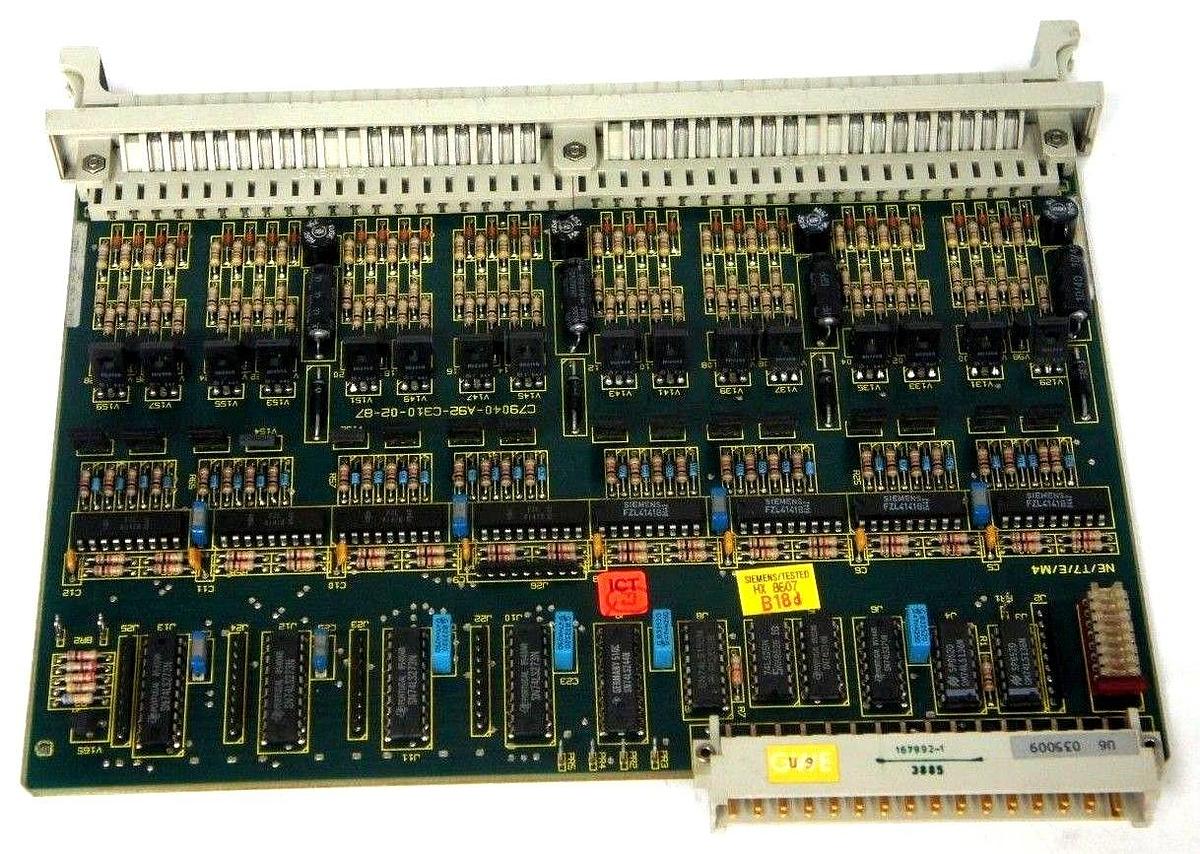 Used SIEMENS SIMATIC 6ES5445-3AA12 DIGITAL OUTPUT MODULE 6ES54453AA12