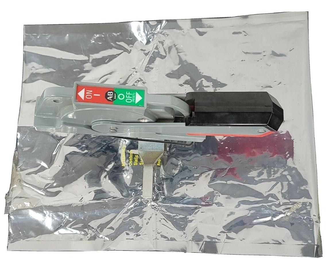 Used NEW ALLEN BRADLEY 248426 DISCONNECT HANDLE