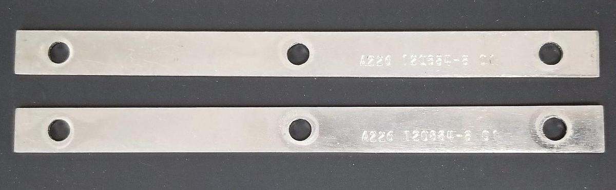 Used LOT OF 2 GENERIC A226 120884-8 01 PLATES