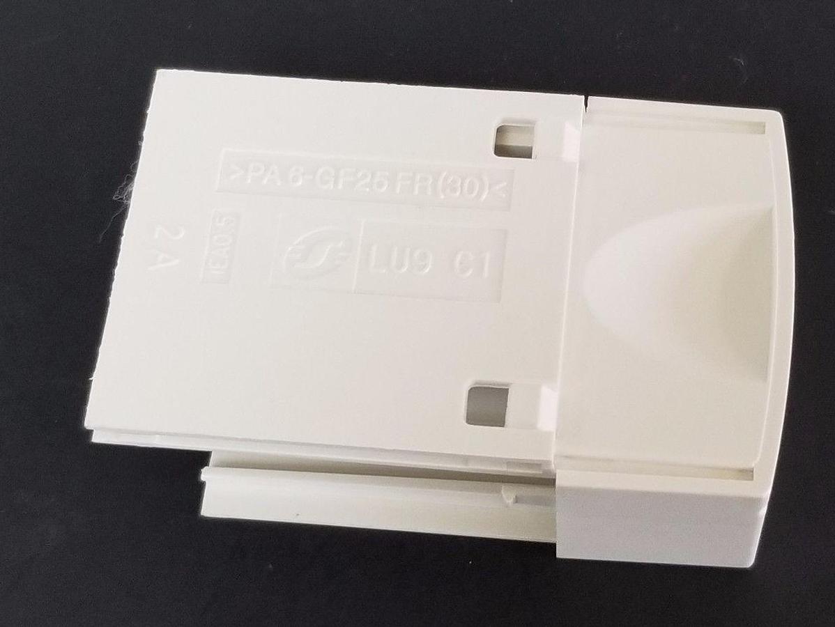Used NEW SCHNEIDER ELECTRIC LU9C1 BLANKING COVER-MODULE SLOT LU9-C1