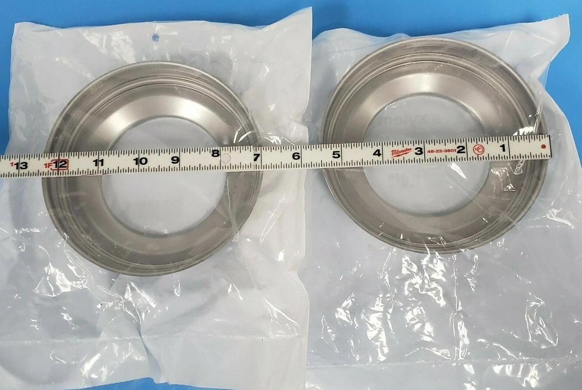 Used LOT OF 2 NEW GOULDS WATER TECHNOLOGY 1L842 UPPER HOLDERS SV1-5 A316