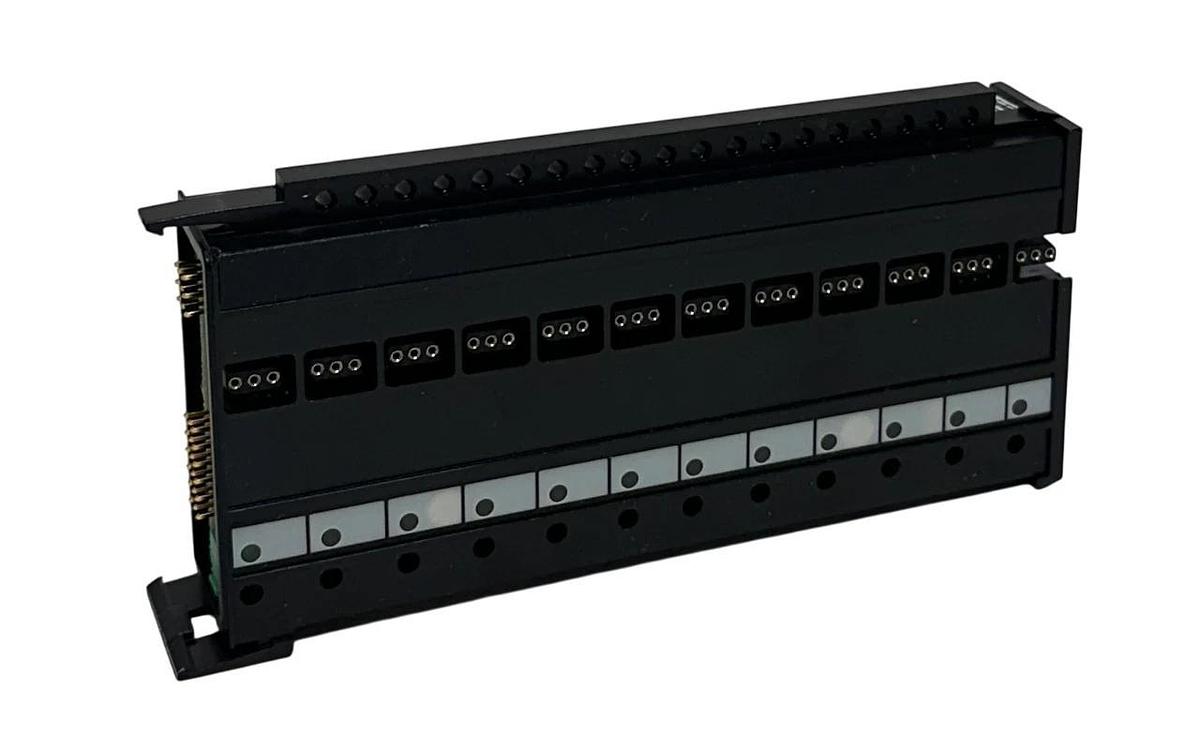 BURKERT 00131674 / ME01 MULTI-CONNECTOR INPUT 12-PORT OEM 0131674 NSNP
