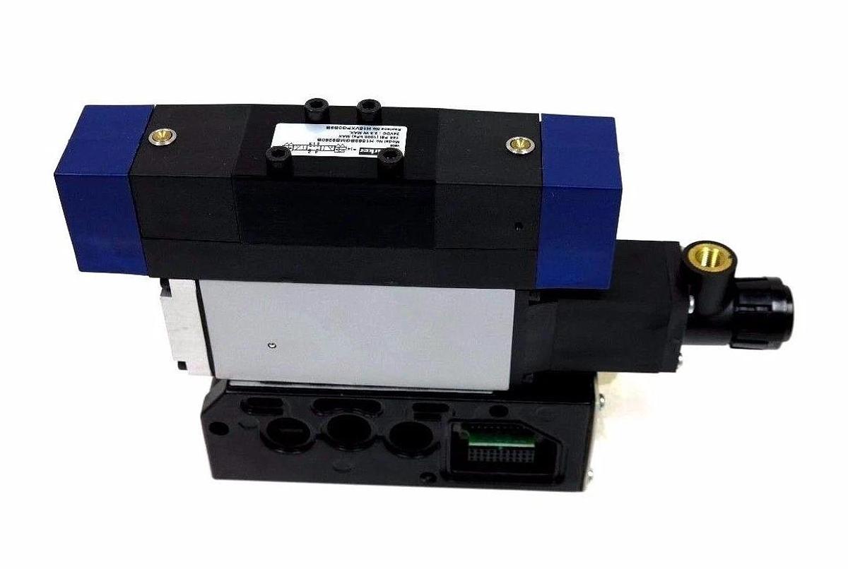 Used NIB PARKER H1563BGMB9260B PNEUMATIC VALVE 1/4" D SOL 3POS 24VDC PS4038260P