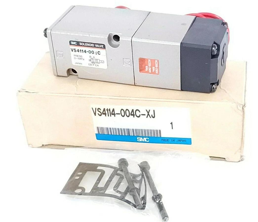 Used NIB SMC VS4114-004C-XJ SOLENOID VALVE VS4114-004C 0~1MPa