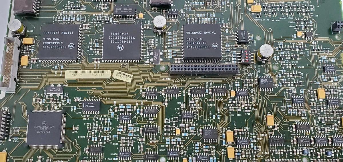 Used MOTOROLA TTN4017F PC BOARD 8482059W03 ISSUE P1, 0373324-1