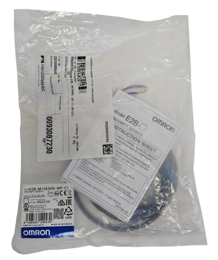 Used NEW OMRON E2B-M12KN05-WP-C1 PROXIMITY SENSOR E2BM12KN05WPC1 2M