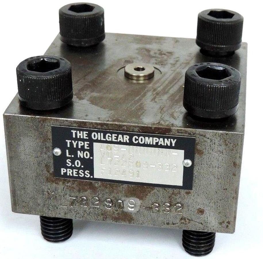 Used NEW OILGEAR COMPANY A09-NNNNNN-VU-A2 CYLINDER BLOCK L. NO. L722809-332