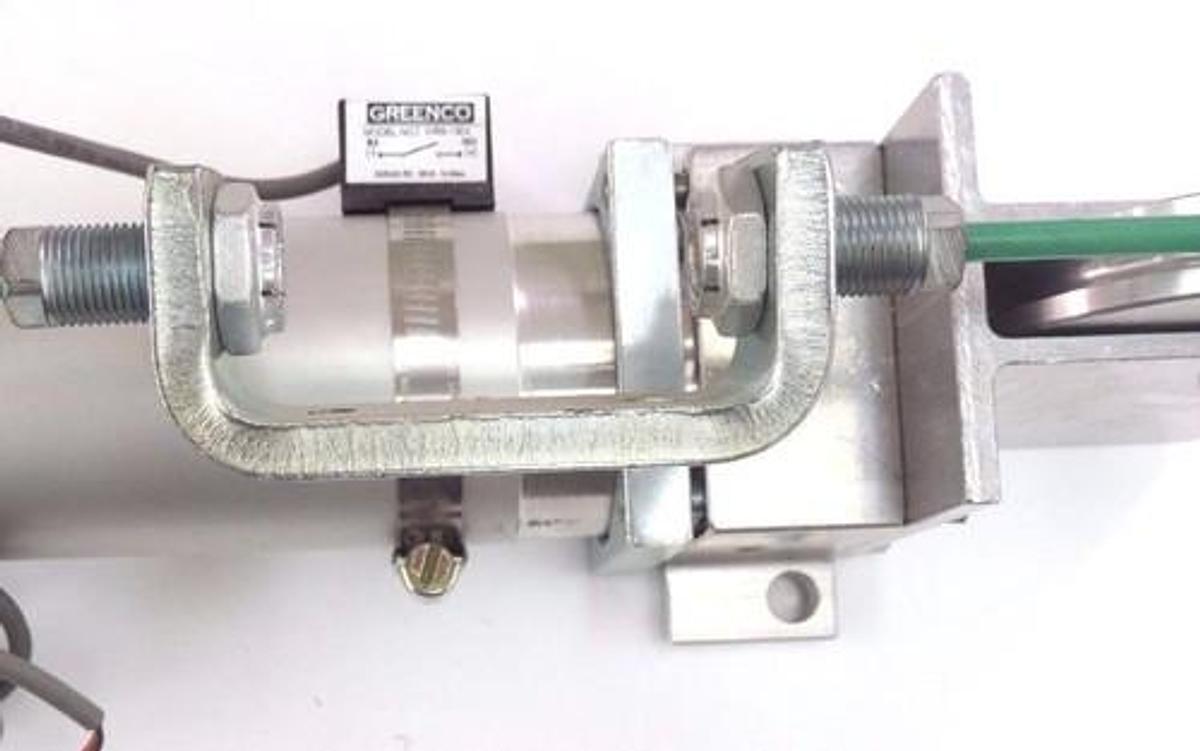Used NEW GREENCO CABLE-TROL CD2516A-R DOUBLE CABLE CYLINDER W/SENSORS