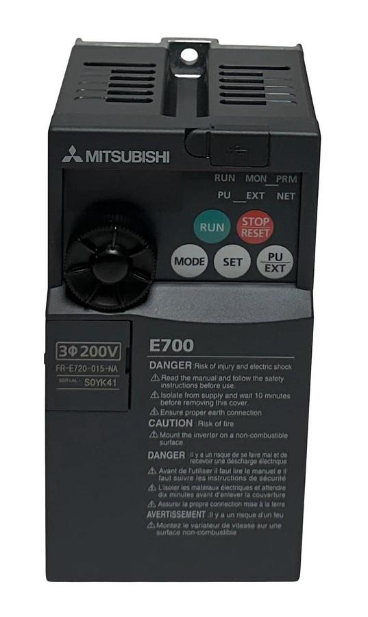 MITSUBISHI FR-E720-015-NA / FRE720015NA COMPACT INVERTER E700 200-240VAC NSMP