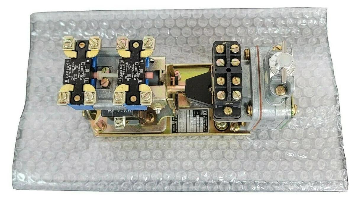 NEW SQUARE D 9050-B0 26E SER. C AC PNEUMATIC TIMING RELAY 9050B026E 9050BO26E