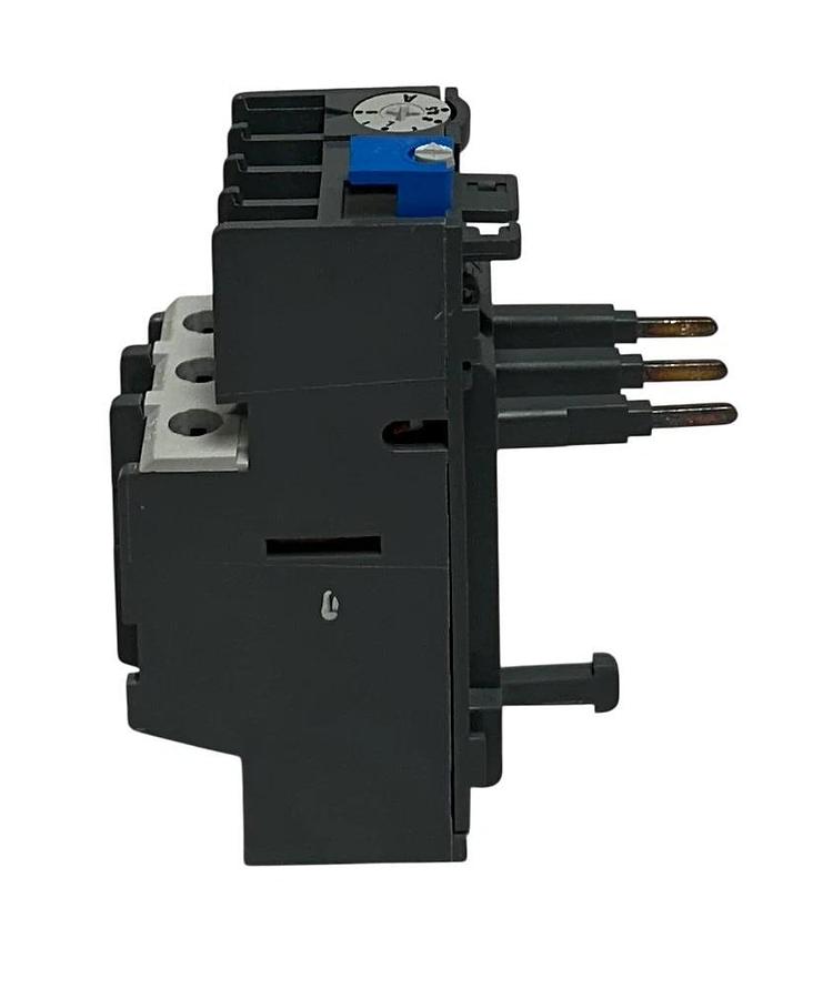 ABB TA25DU-8.5 / TA25DU THERMAL OVERLOAD PROTECTION RELAY 6-8.5A 690VAC NSNP