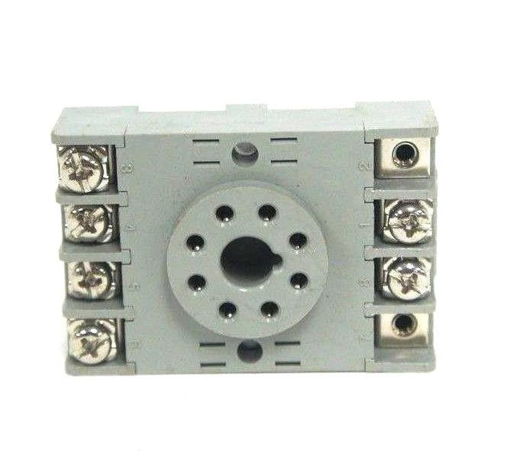 Used IDEC SR2P-06 RELAY SOCKET 10A, 300V, SR2P06